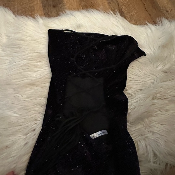 LUCY IN THE SKY Black Cowl Neck Sparkly Dress - Picture 5 of 7